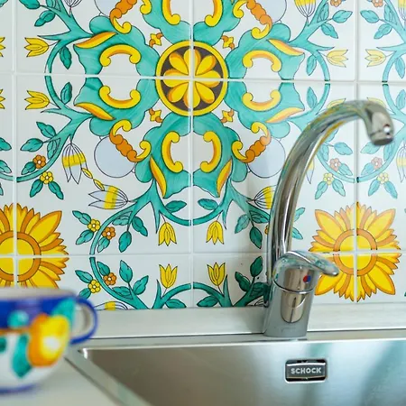 Apartamento Nova Stylish House In Center By Napoliapartments Nápoles