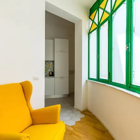 Apartamento Nova Stylish House In Center By Napoliapartments *