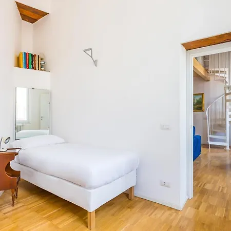 Nova Stylish House In Center Apartment