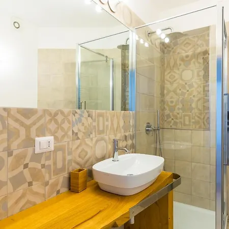 Apartamento Nova Stylish House In Center By Napoliapartments Nápoles