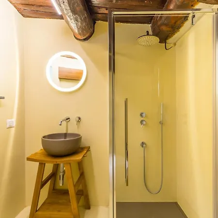 Nova Stylish House In Center Apartament Neapol