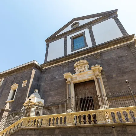 Apartamento Nova Stylish House In Center By Napoliapartments