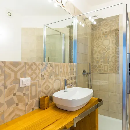 Nova Stylish House In Center By Napoliapartments Apartamento *