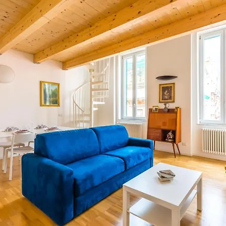 Nova Stylish House In Center By Napoliapartments Naples